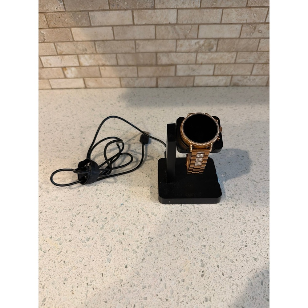Fossil Q Venture HR Gen 4 DW7F1 Rose Gold Smartwatch Crystal Bezel Charger